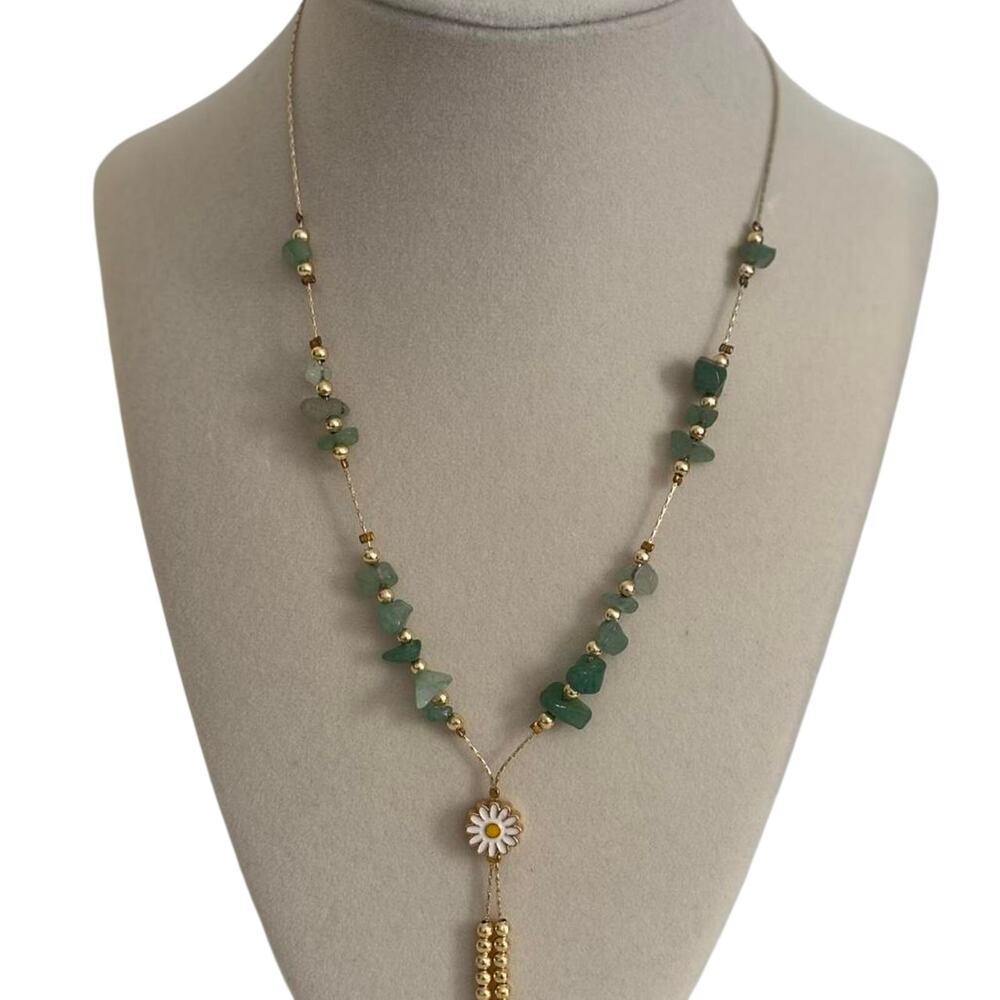 Green Stone Daisy Necklace Gold Beaded Floral Pendant Boho Jewelry - Picture 4 of 5